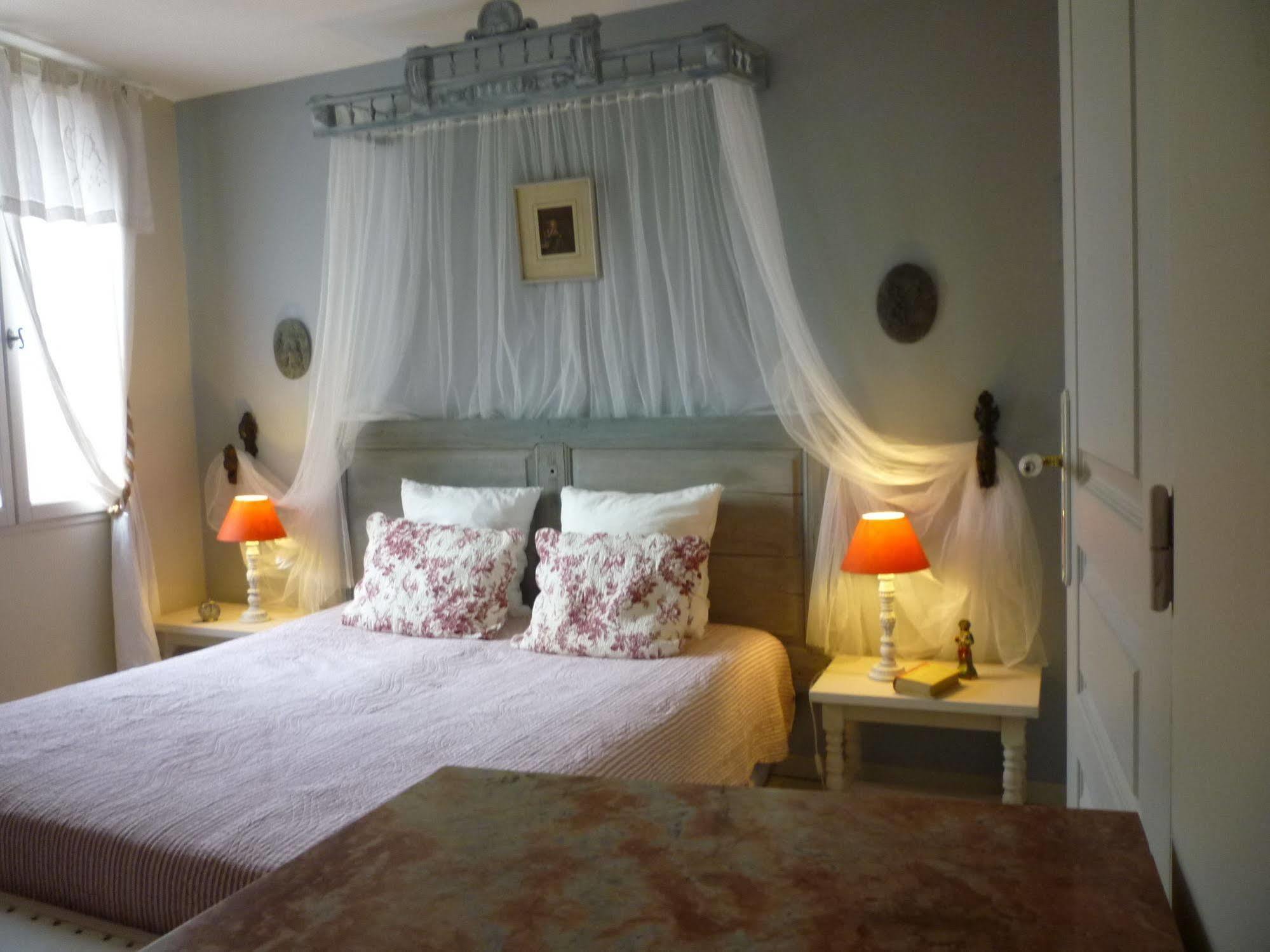 L'Ile Aux Mimosas Bed & Breakfast Tautavel Exterior photo